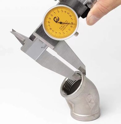 ODM unterstützt WZ 201 304 316L Rohrverbindungen NPT Bspt Threading 45 Grad Weibliche Ellenbogen